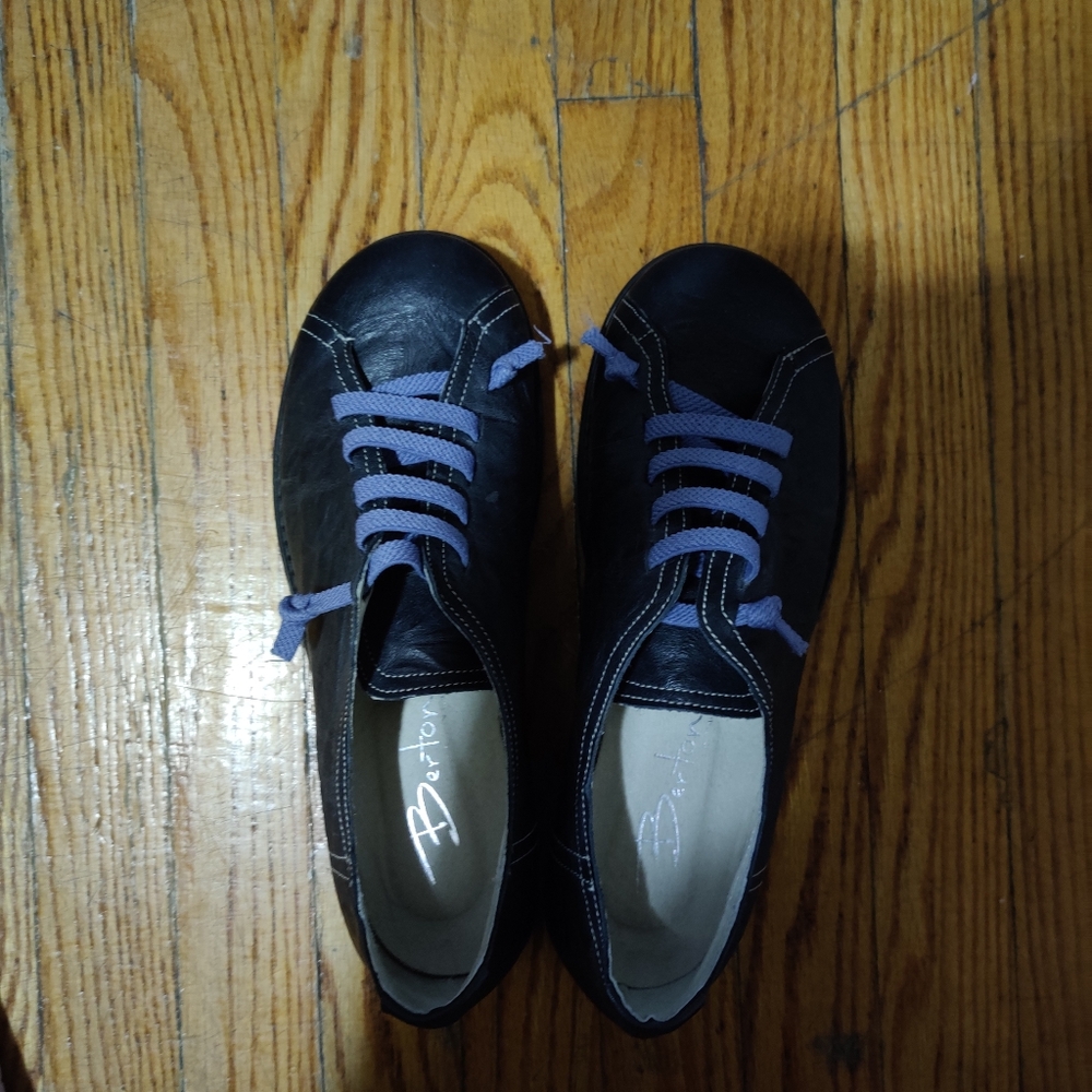 Navy blue Italian leather shoes, 37